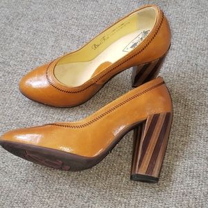 John fluevog Leather heels